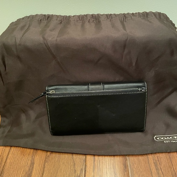 Coach full-size check book wallet (leather) - Picture 2 of 3